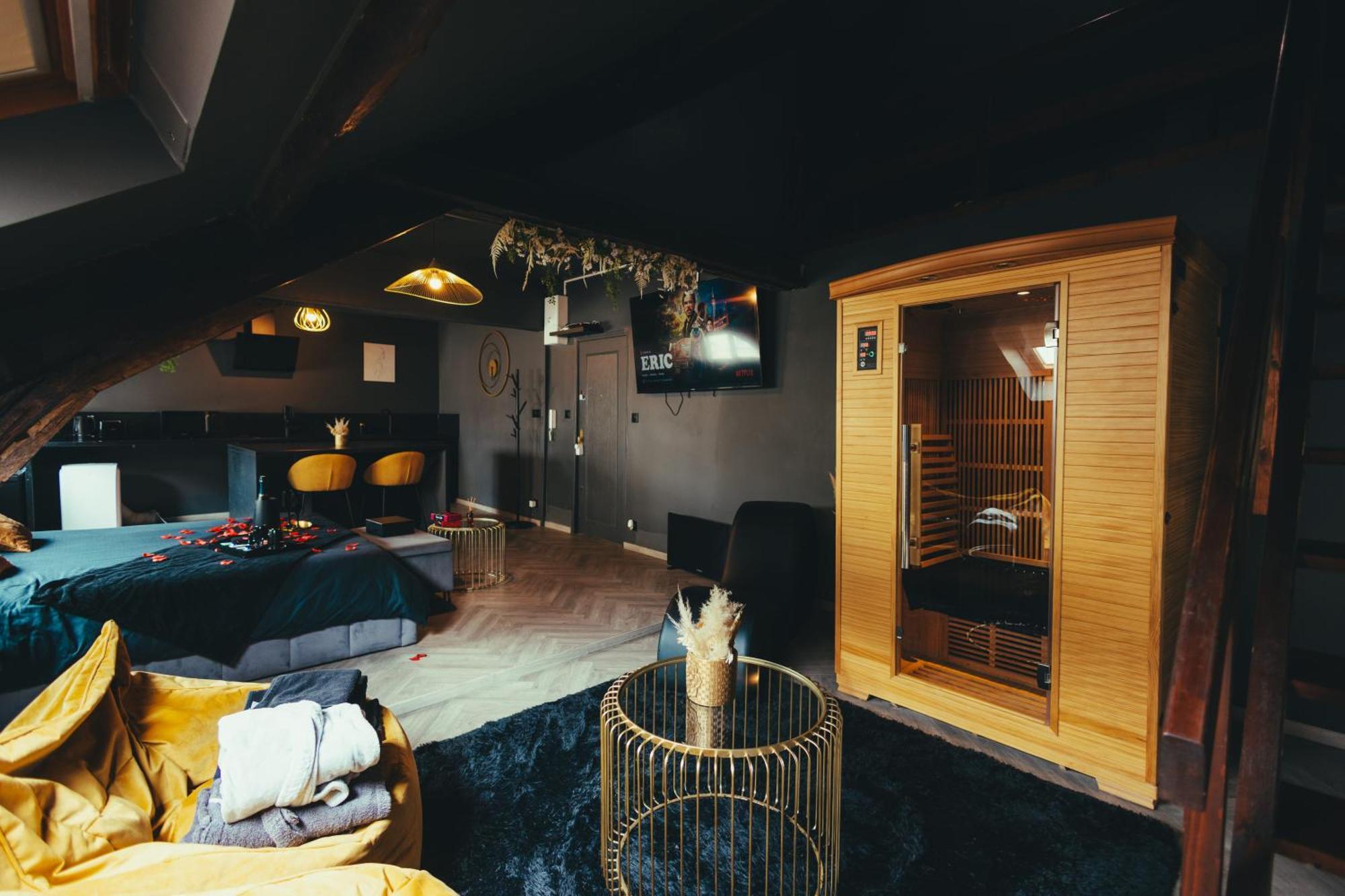La Marble Room - Suite Balneo & Sauna Angers Kültér fotó