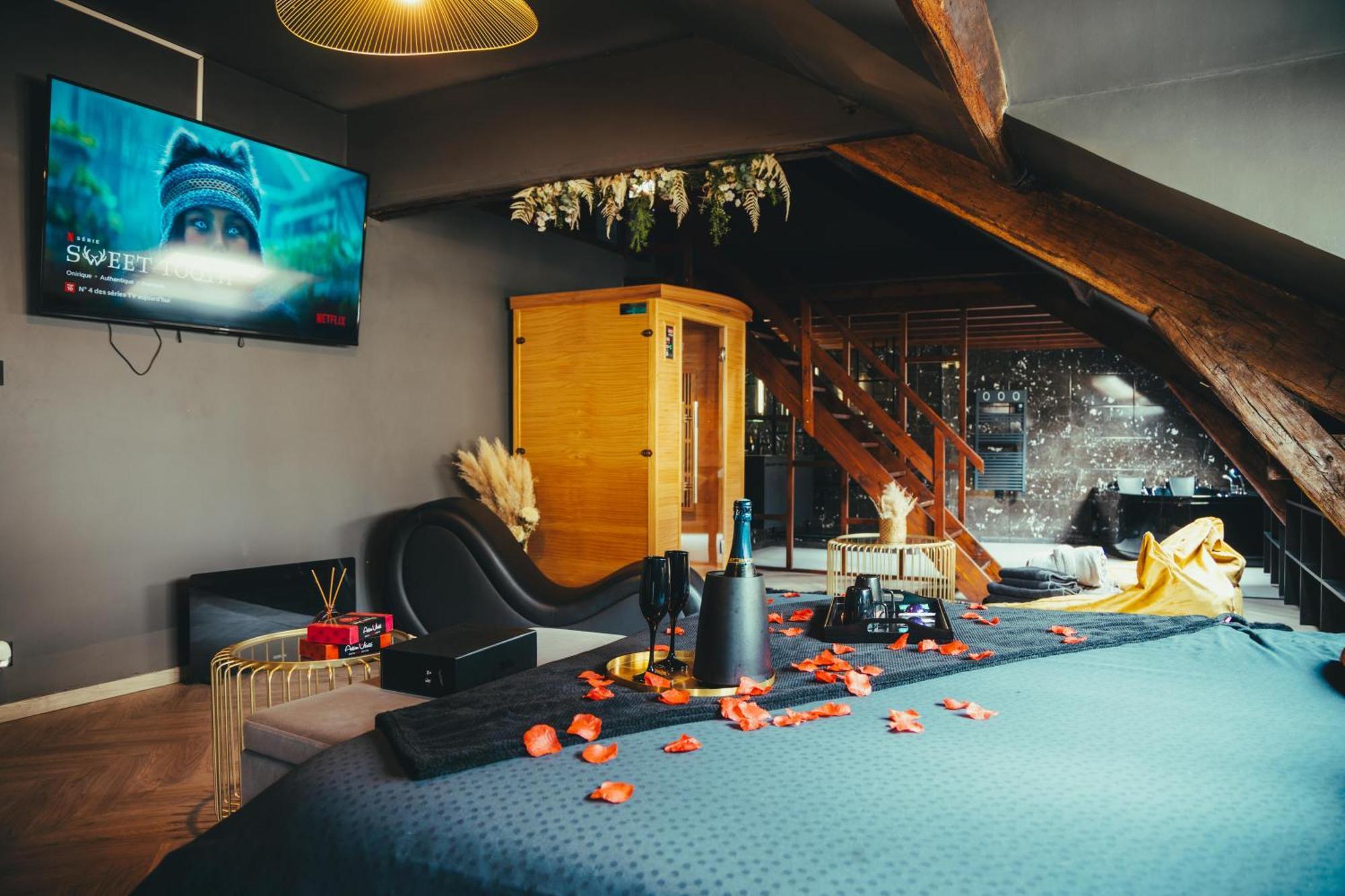 La Marble Room - Suite Balneo & Sauna Angers Kültér fotó